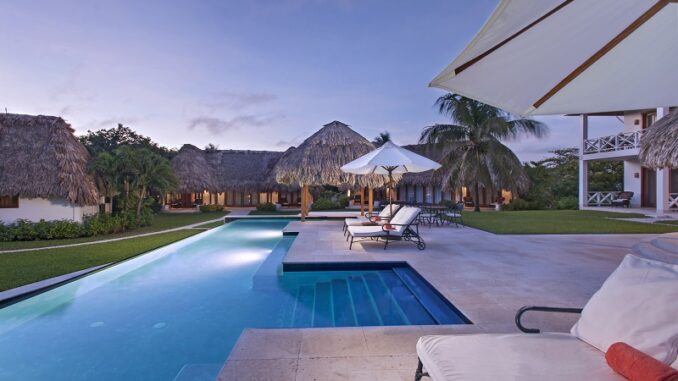 F-Infinity Pool (Deck at Night)
